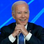 Trump i&nbsp;Biden se&nbsp;zachovali takticky správně. Exprezident teď sklidí vlnu solidarity, tvrdí politolog
